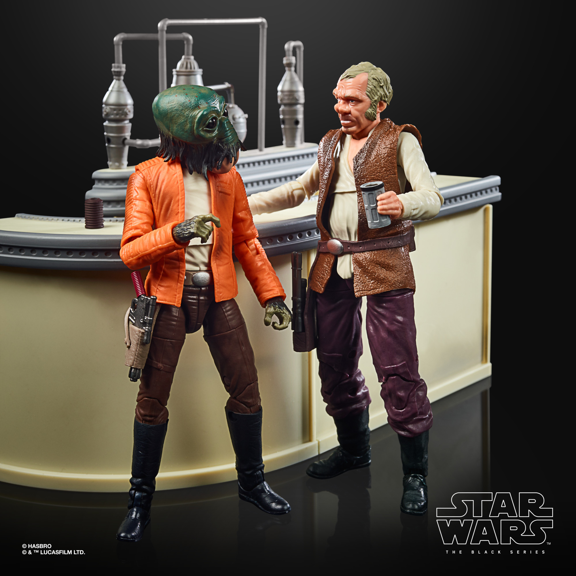 STAR-WARS-THE-BLACK-SERIES-THE-POWER-OF-THE-FORCE-CANTINA-SHOWDOWN-Playset-oop-8